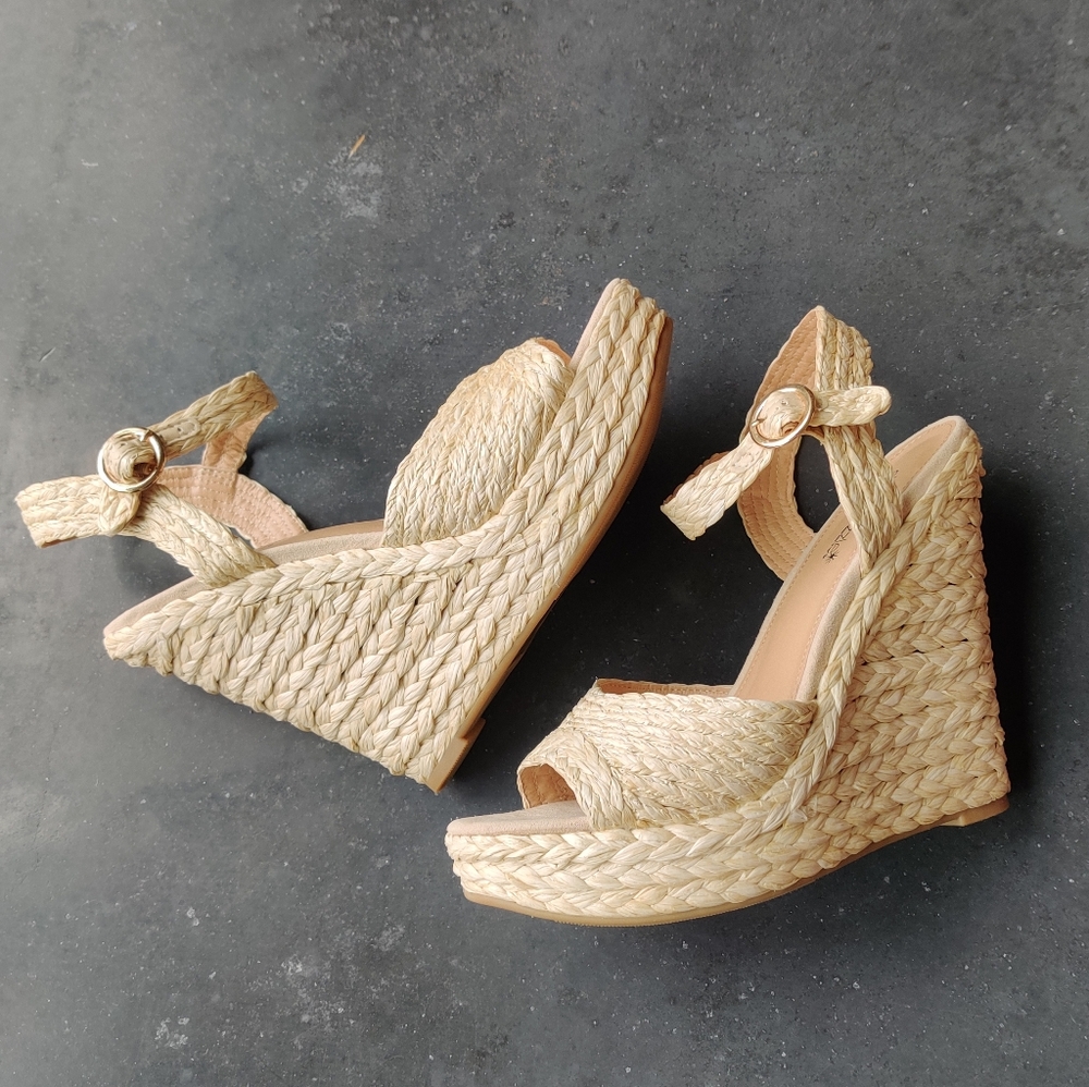 BRAND NEW Espadrilles